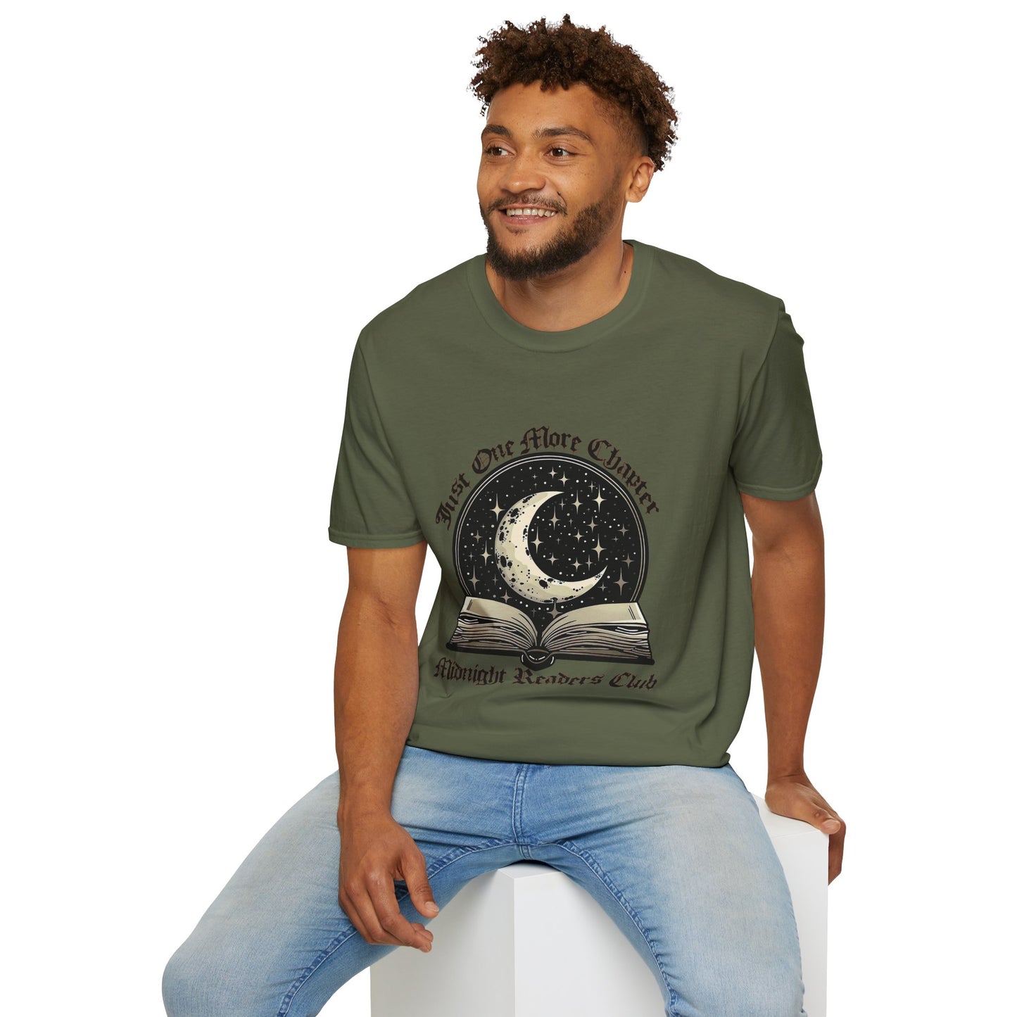 Just One More Chapter - Midnight Readers Club T-Shirt