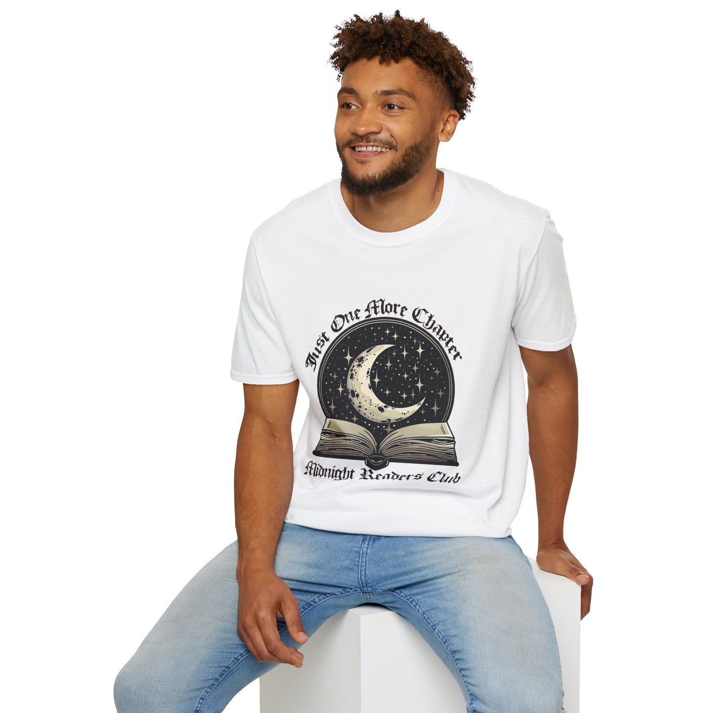 Just One More Chapter - Midnight Readers Club T-Shirt
